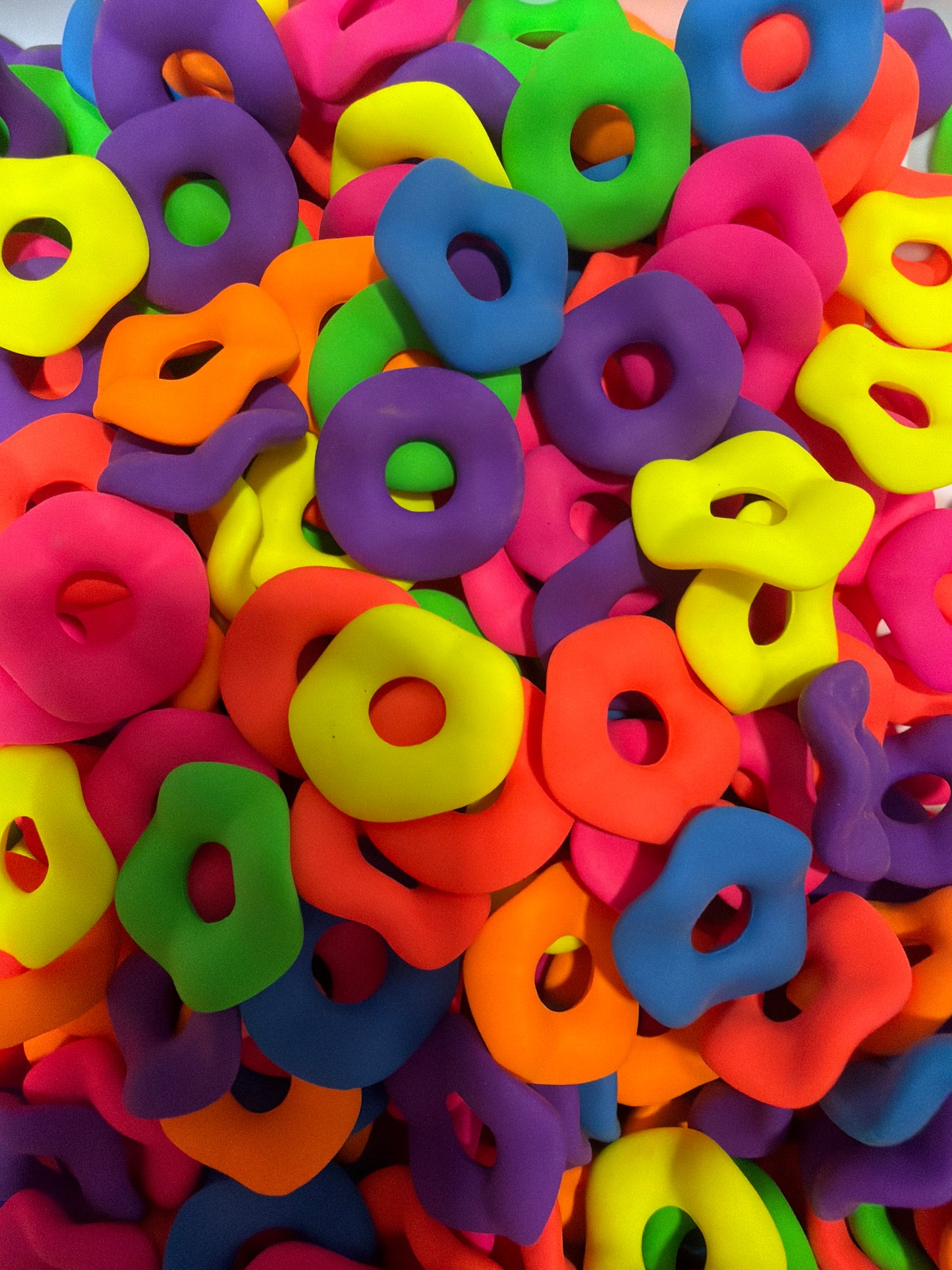 1086