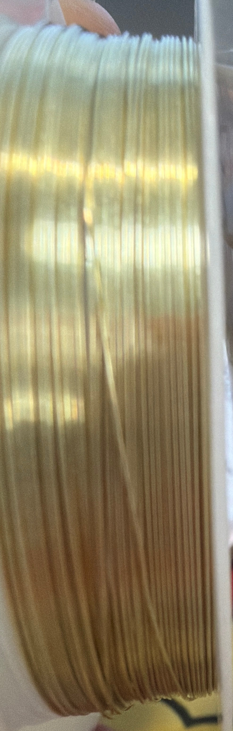1047